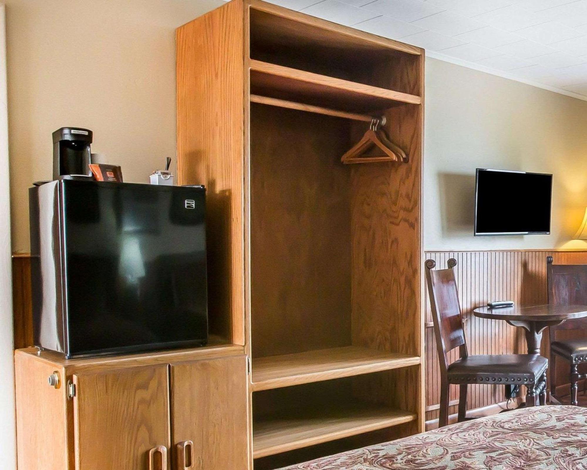 Yellowstone Valley Lodge, Ascend Hotel Collection Pray Exterior foto